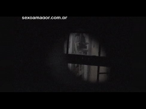 ❤️ Sarışın, içi boş tuğlaların arkasına gizlenmiş bir mahalle röntgencisi tarafından gizlice videoya alınır ❤ Sikişmek tr.pornoreino-com.ru ❌❤
